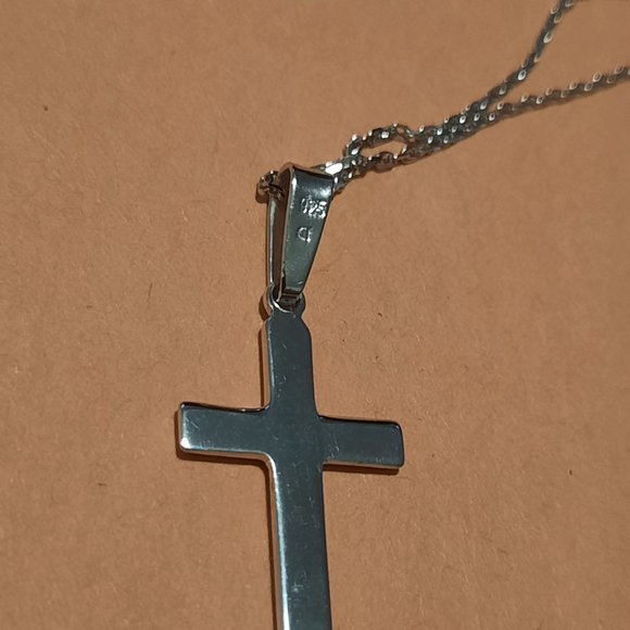 Sterling Silver Cross Pendant - Picture 4 of 5